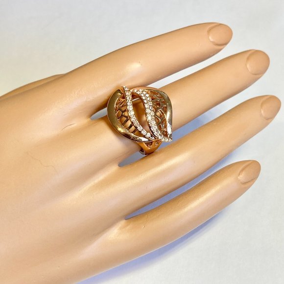 Art Deco Cocktail Ring Size 8 9 Rose Gold Plated Filigree Crystal Vintage Style - Picture 3 of 10